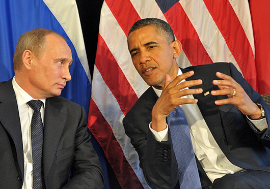 US President Barack Obama (right) and Russian President Vladimir Putin agreed June 18, 2012, that the violence in Syria has to end, but they offered no new solutions and showed no signs of healing a rift over whether to impose tougher sanctions on Damascus. 