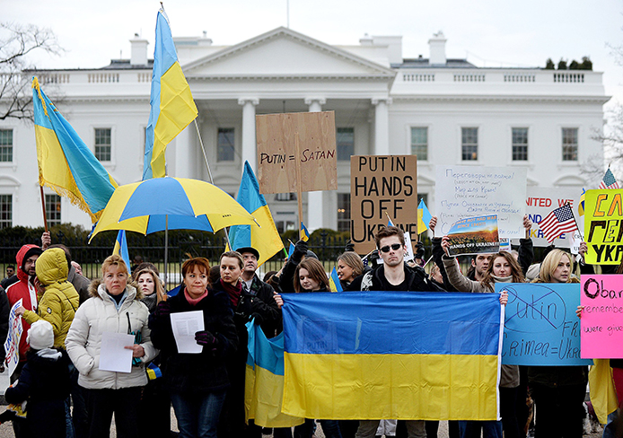 Protesters gather outside the White House to call on the US and European Union to do more to combat Russian aggression in Ukraine’s Crimean Peninsula March 1 in Washington, D.C.