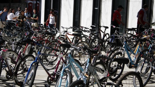 campus_bike_sale_1
