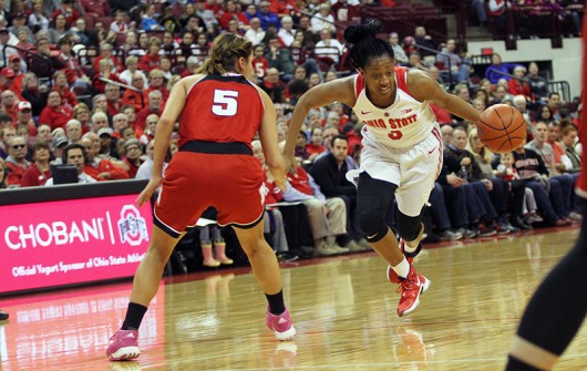 OSU sophomore guard Kelsey Mitchell (3) dribbles the ball during a game against Nebraska on Feb. 18 at the Schottenstein Center. Credit: Samantha Hollingshead | Photo Editor 